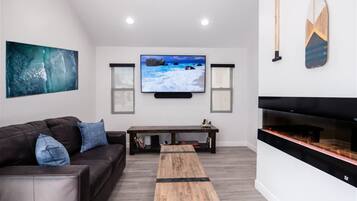 Smart TV, fireplace, offices