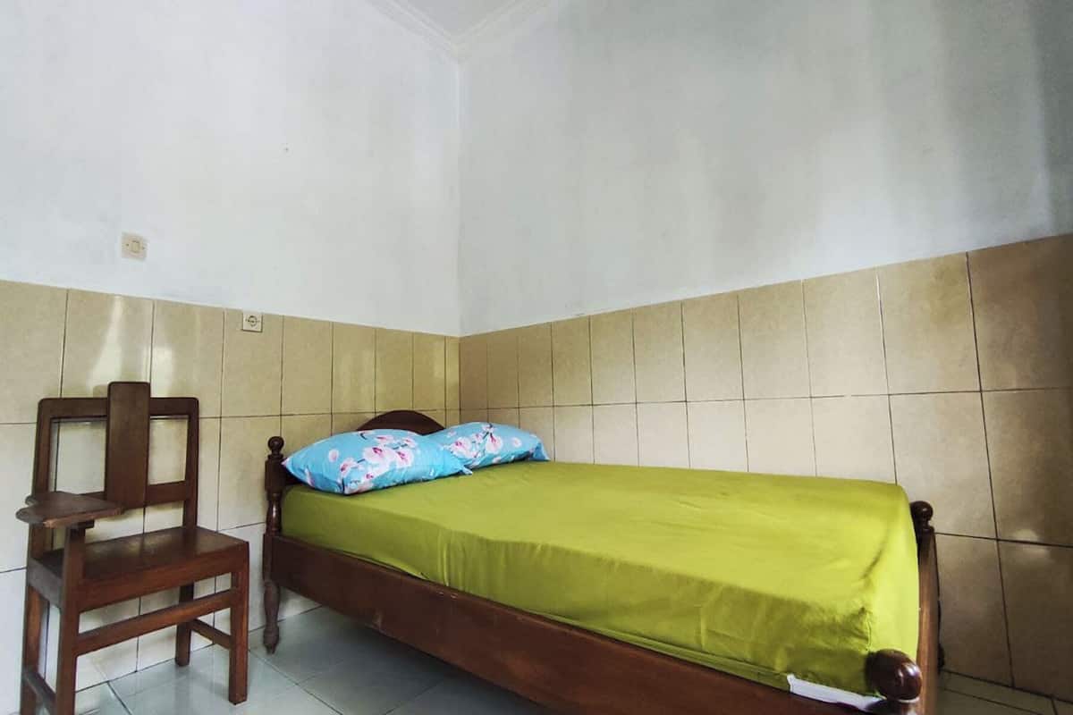 Deluxe Double Room | Free WiFi, bed sheets