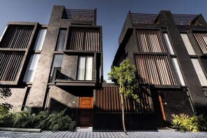 Exterior - Jean & Joon Townhouse, Paradise Home With 2 Pools, Rooftop, Bbq, Near Beach (Tulum)