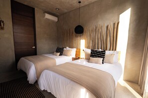 4 bedrooms, in-room safe, iron/ironing board, free WiFi - Jean & Joon Townhouse, Paradise Home With 2 Pools, Rooftop, Bbq, Near Beach (Tulum)