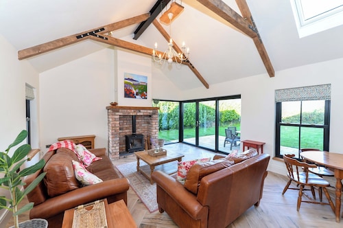 Bramble Cottage, hidden gem in Comber, 20 mins from Belfast