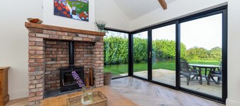 Bramble Cottage, hidden gem in Comber, 20 mins from Belfast