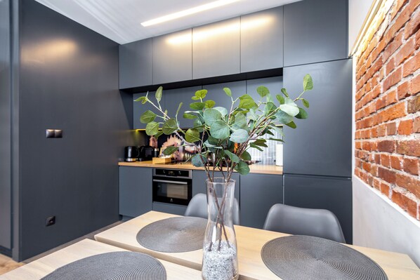 City Apartment | Private kitchenette - RentPlanet - Apartament Prusa (Kraków)