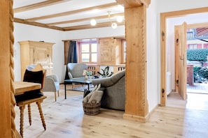 Suite | Opholdsområde | 32-tommers fladskærms-tv med satellitkanaler, streamingtjenester