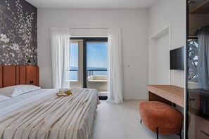 4 habitaciones, tabla de planchar con plancha, wifi y ropa de cama