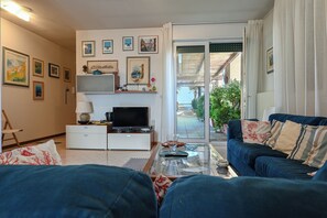 Fernseher