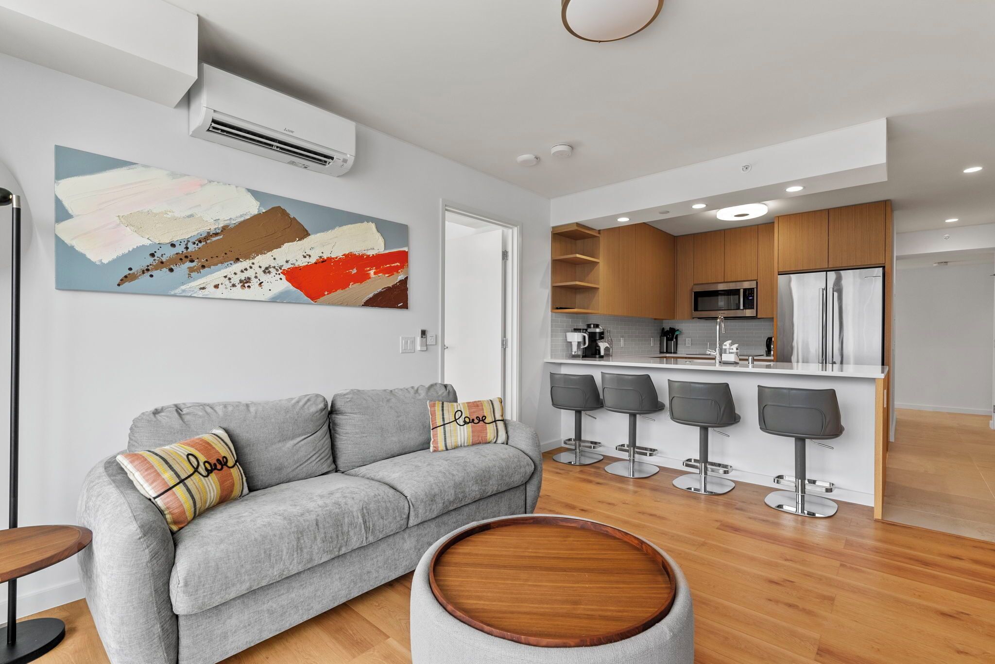 Sky Ala Moana 3509: 2  BR, 2  BA Condominium in Honolulu, Sleeps 4