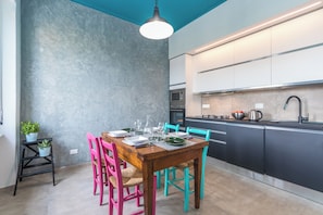 Apartamento | Opções para refeição no quarto