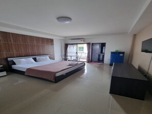Standard Double Room | Bed sheets