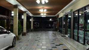 Unclassified image, 3 of 30, button - OYO 75504 Ratchapruek Apartment Angthong (Ang Thong)