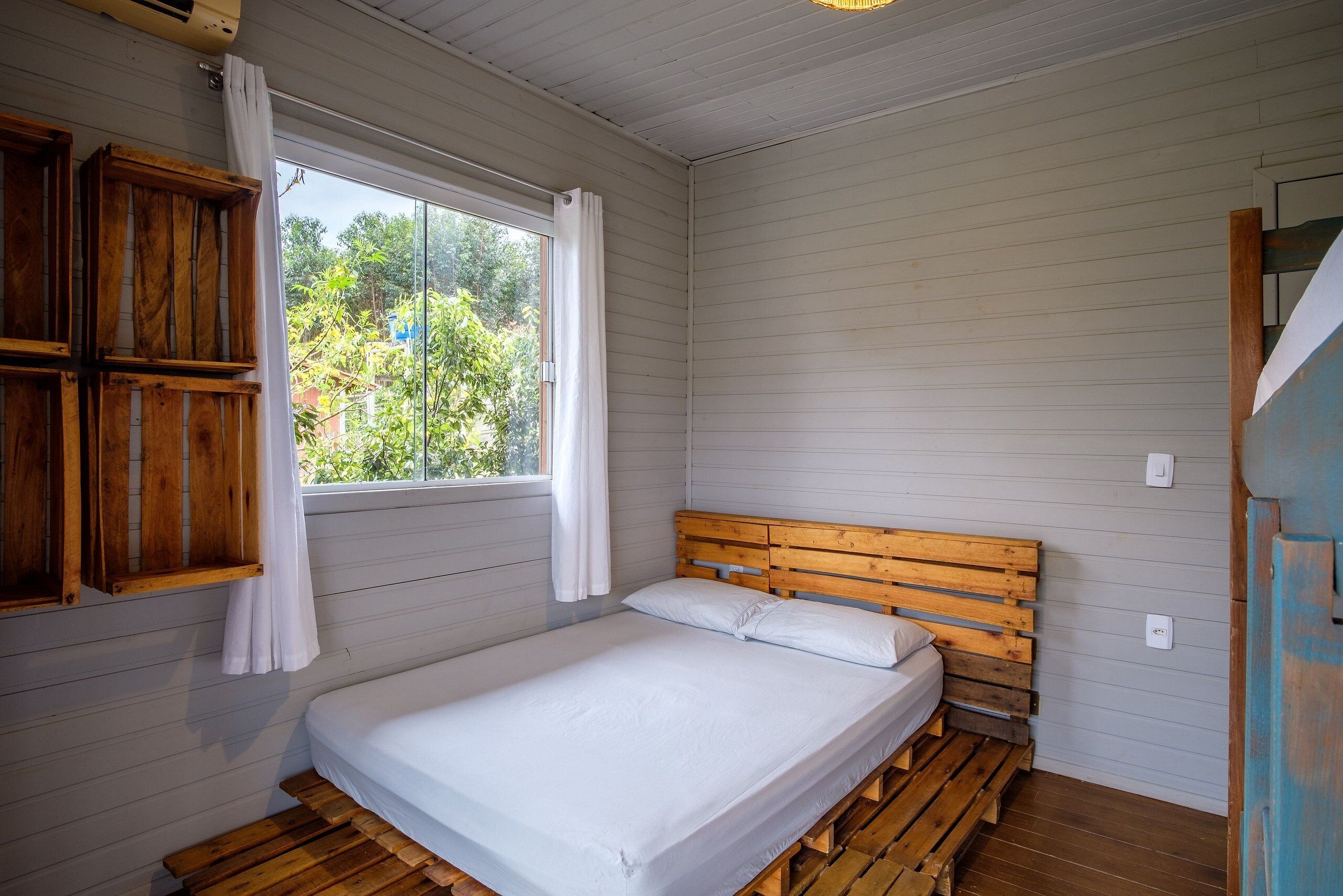 Premium House | 5 bedrooms, premium bedding, desk, WiFi (free)