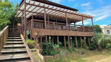 Premium House | Exterior