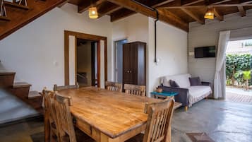 Premium House | Dining