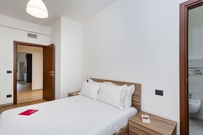 2 bedrooms, iron/ironing board, bed sheets - Terrace Flat in S. Margherita by Wonderful Italy (Santa Margherita Ligure)