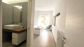 2 bedrooms, iron/ironing board, travel crib, WiFi
