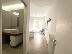 2 Schlafzimmer, Bügeleisen/Bügelbrett, Reisekinderbett, WLAN