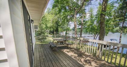 Lazy Days, a 3BR lakefront cabin on the Horseshoe Chain of Lakes in Richmond, MN