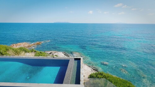 8 Bedroom Villa in tomino