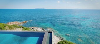 8 Bedroom Villa in tomino