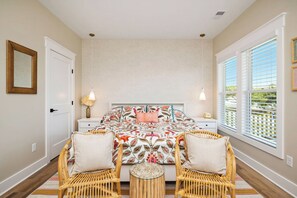 3 bedrooms, iron/ironing board, Internet, bed sheets - All Sands On Deck: Custom-Built Home With Artistic Coastal Decor (Oak Island)