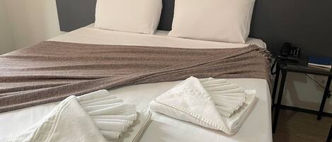 Wifi gratis y ropa de cama