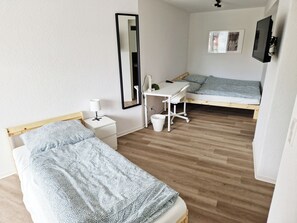 1 habitación, escritorio, cuna de viaje y wifi gratis 