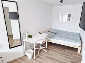 1 habitación, escritorio, cuna de viaje y wifi gratis 