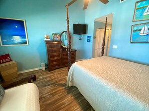 2 habitaciones, tabla de planchar con plancha, wifi y ropa de cama