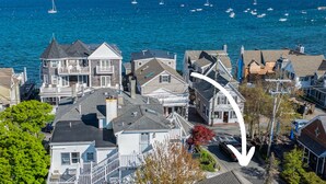 Exterior - Central, modern cottage with parking and water view (Provincetown)