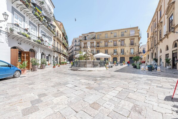 Aerial view - Casa Paternostro con vista panoramica  (Palermo)