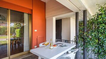 Apartamento | Terraza o patio