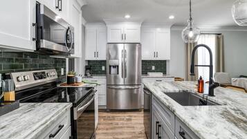 House (Linconville Nook) | Private kitchen