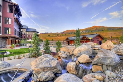 Newly built home with pool, hot tub, & gym - walk to gondola