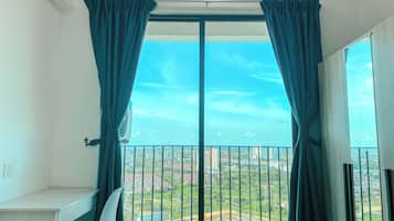 Căn hộ tiện nghi đơn giản | 3 phòng ngủ, bộ trải giường