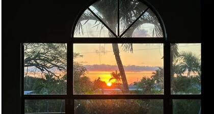 Luxurious Villa with Pool, Close to Sanibel Island