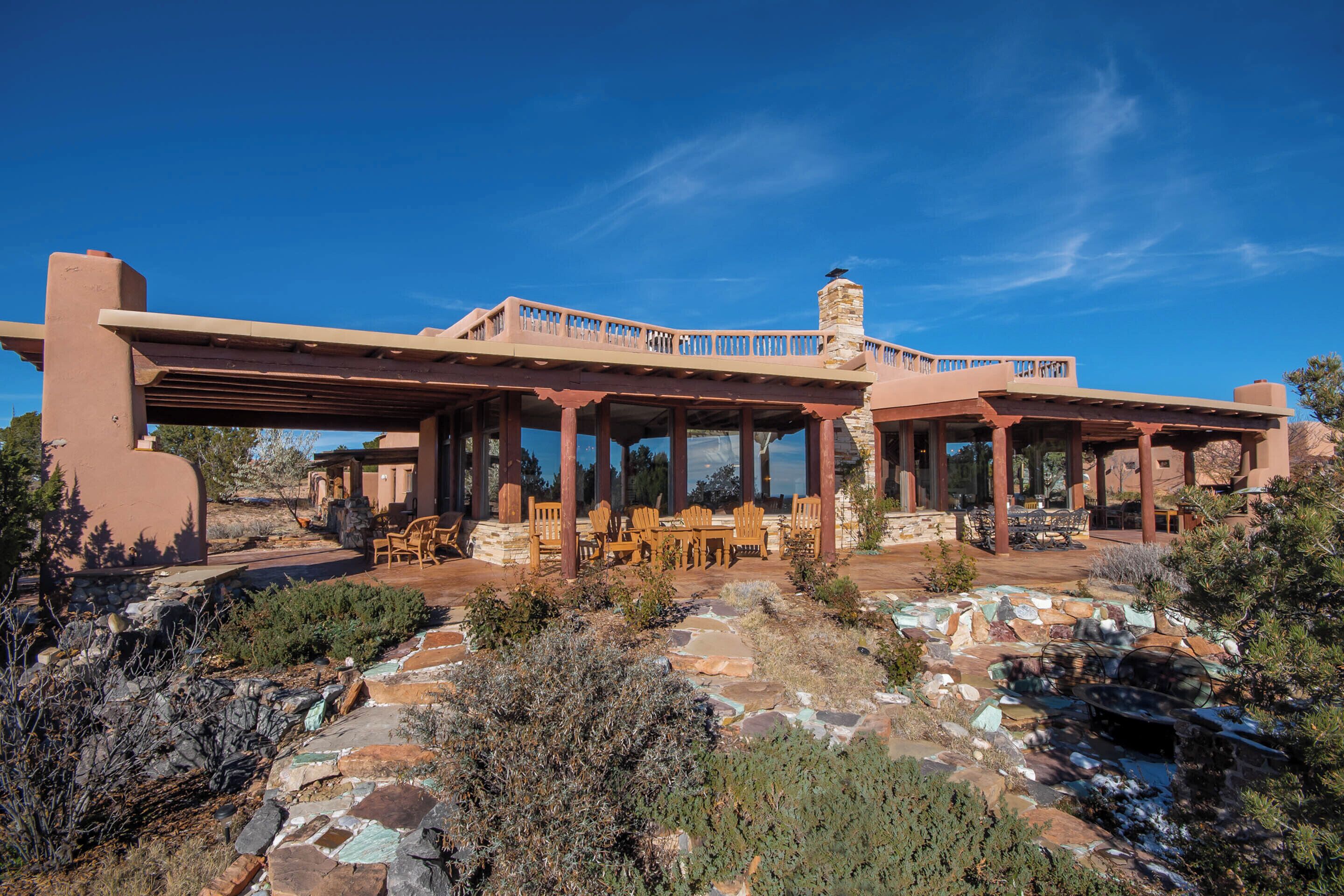 El Otro Manor | Two-House Property, Stunning Mountain Views + Close to Downtown!