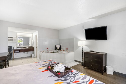 Budgetel Inn and Suite