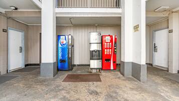 Vending machine