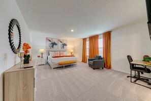 6 bedrooms, desk, iron/ironing board, travel cot