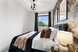 2 bedrooms, iron/ironing board, Internet, bed sheets - Stylish Two-Bedroom Flat in Norwich (Norwich)