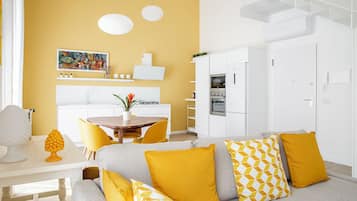 Apartamento | Sala de estar | TV