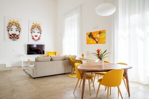 Apartment | Living area | TV - Helios Duplex a due passi da Ortigia by Wonderful Italy (Syracuse)