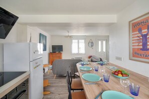 Refrigerador, microondas, horno, lavavajillas