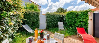 House for 6 near beach, lake and zoo