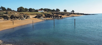 Family house 400m from the sea for 8, Pornic