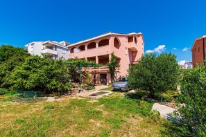 Exterior - Comfortable Apartments Malina B4 br 4 (Novalja)
