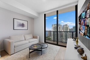 Living area - Bayside Bliss Luxurious Miami Condo (Miami)