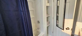 Entire House and Garage for Extended Stay!