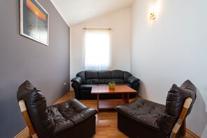 Apartment, 3 Bedrooms, Balcony, Garden View | Living area - Comfortable Apartments Malina C6 br 8 (Novalja)