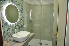 Apartment, 3 Bedrooms, Accessible, Balcony | Bathroom - Sikania Apartment - Cefalu (Cefalù)